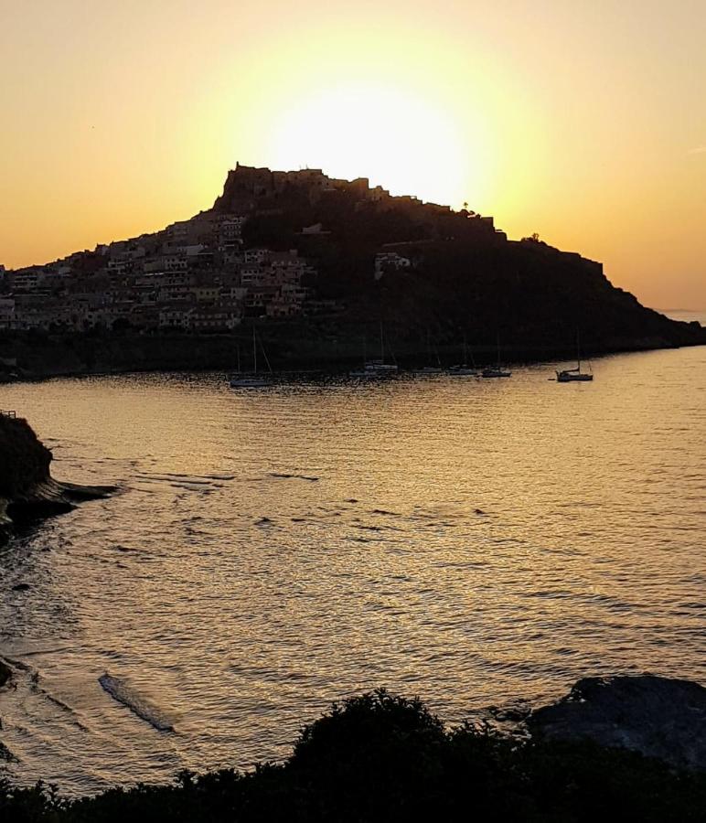 La Petronilla Apartman Castelsardo Kültér fotó
